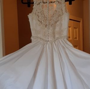 White wedding dress